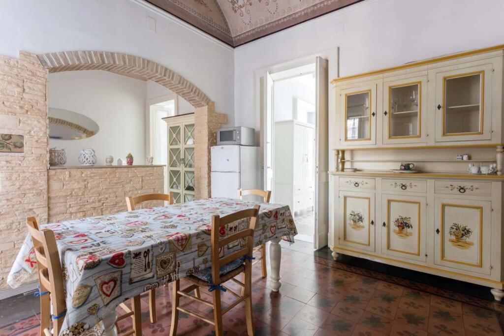 Mavaria Casa vacanze Aeroporto di Catania Fontana Rossa